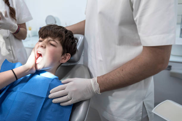 Best Emergency Broken Tooth Repair in Amberley, OH